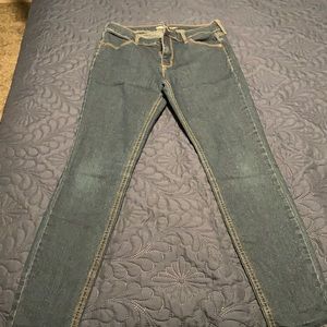 Old Navy Super Skinny Jeans